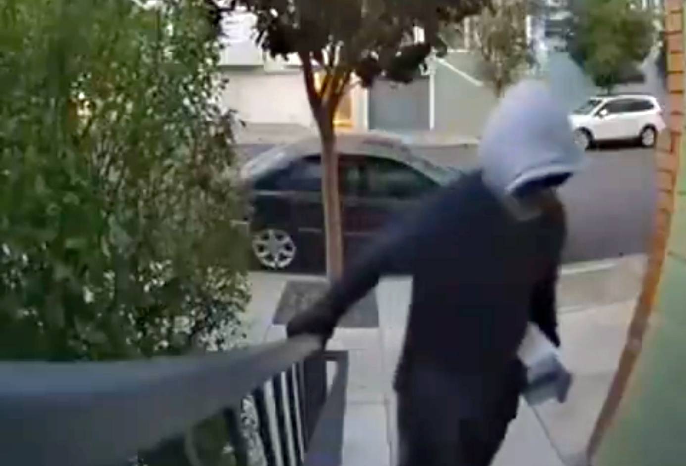 How to steal $11 million: Ask for a pen