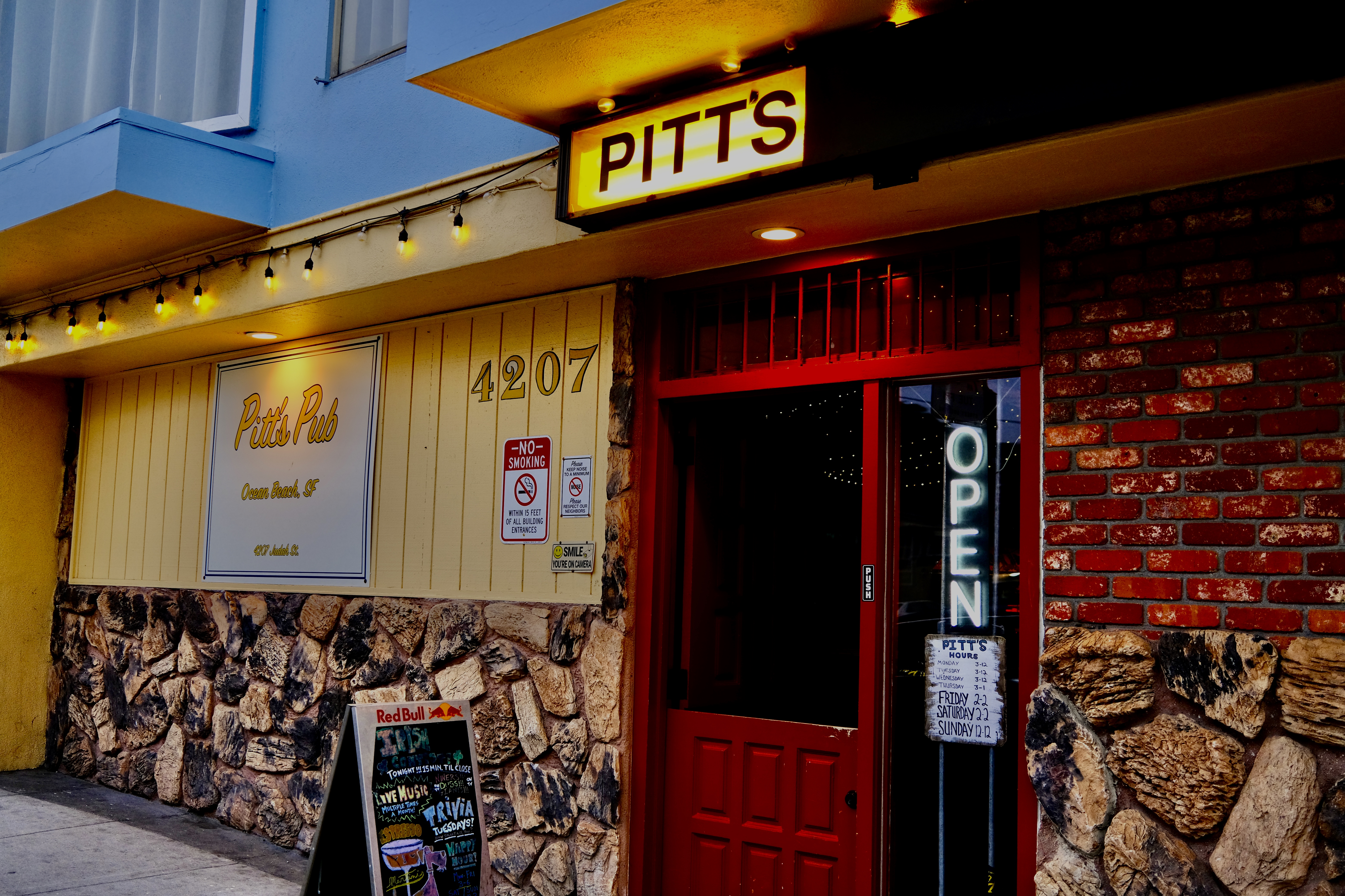 Drinking Companion: Summertime bliss at Pitt’s